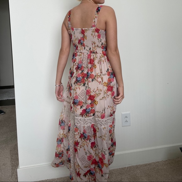 Floral, Sheer, Maxi Dress - Picture 3 of 4